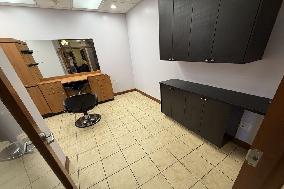 Bartlett - Suite 103
